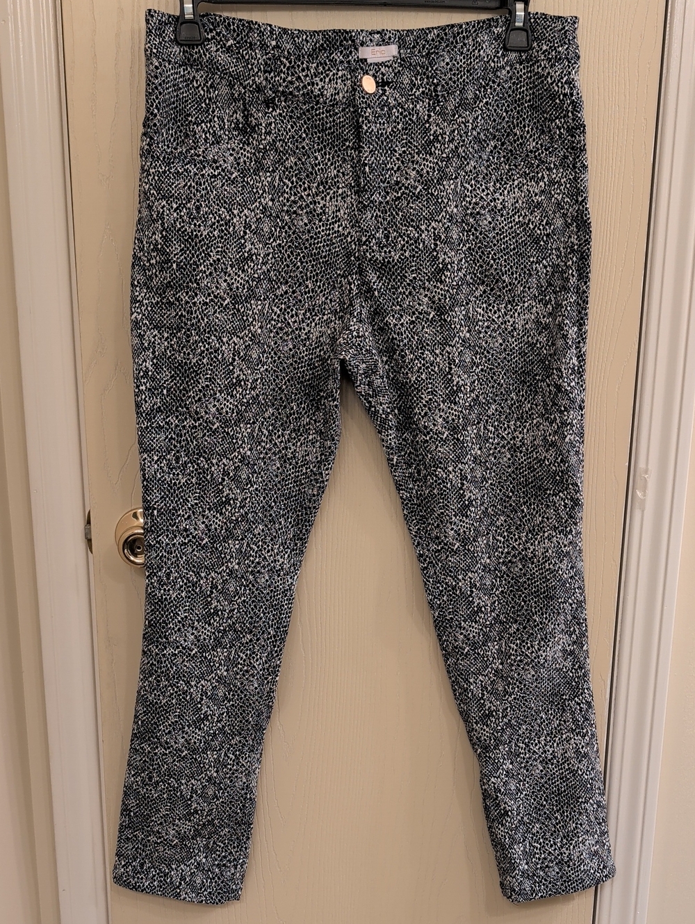 Eric Snake Print Pants Women’s Size 14 Black White Stretch Jeans Style Ankle